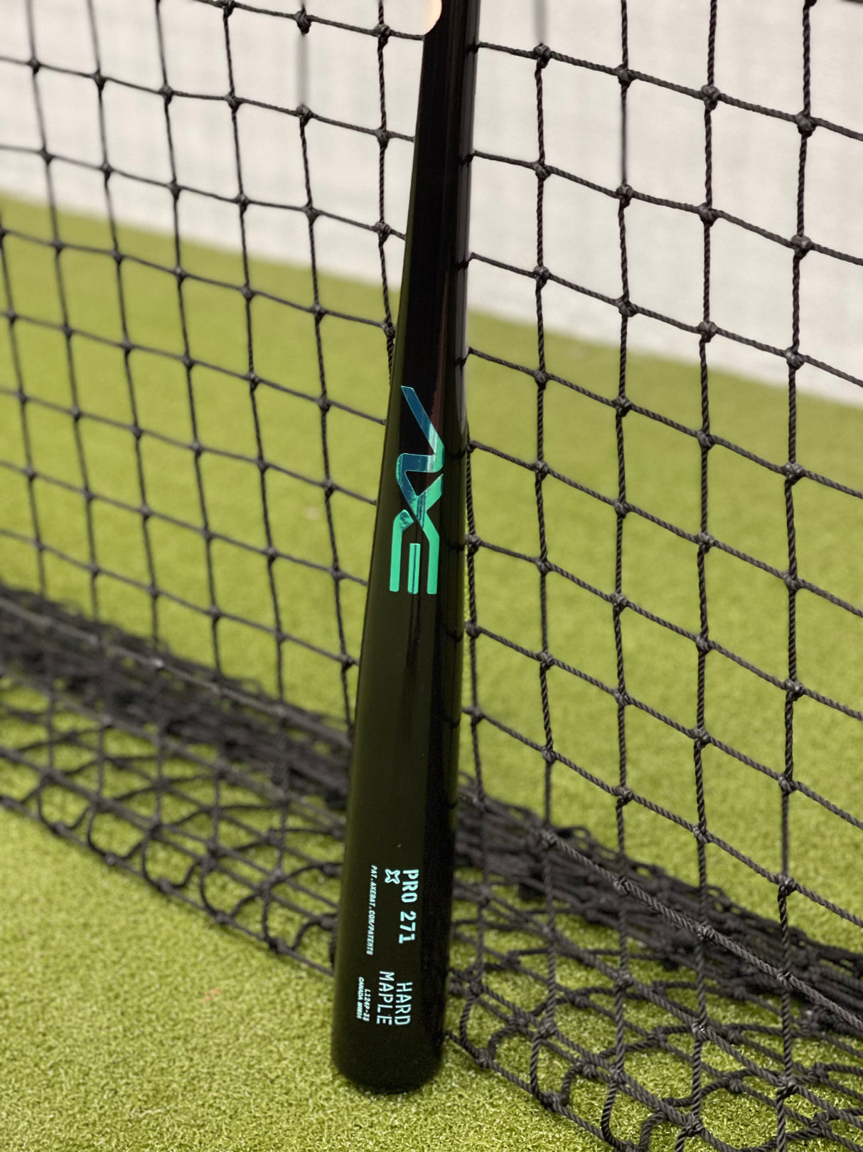 Axe Pro Series Maple Wood Baseball Bat  | SPD 271 Turn | Vantablack | Axe Handle