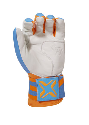 Axe Batting Gloves, Heatcheck, worn - view 2.