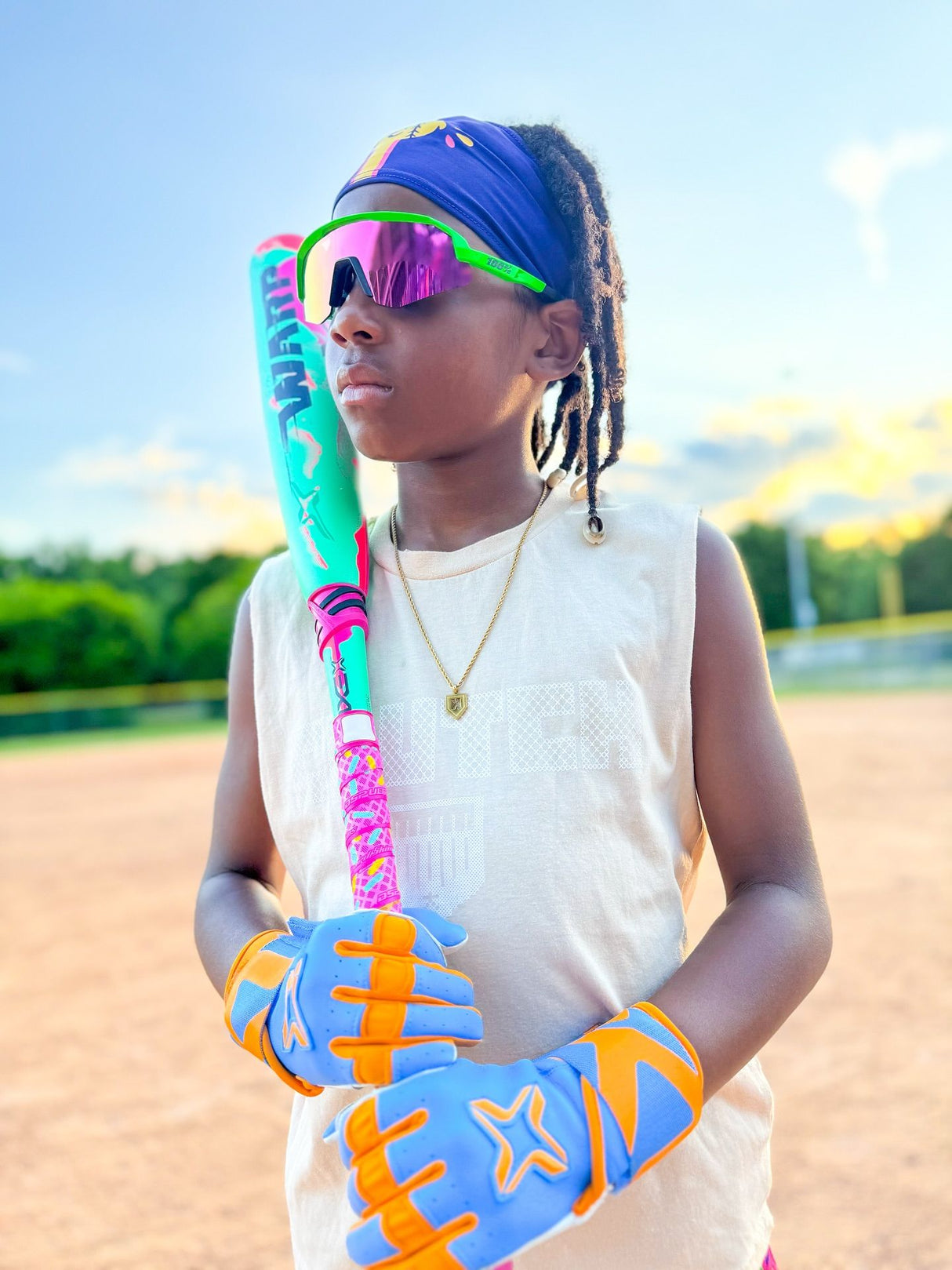 Axe WARP USSSA Baseball Bat, Axe Handle, ambassador swing action photo.